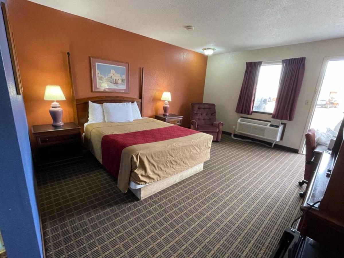 Knights Inn & Suites Emporia Dış mekan fotoğraf
