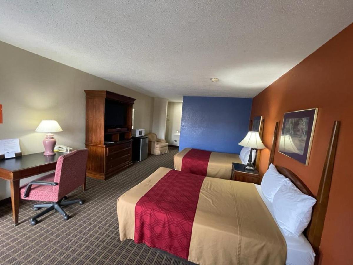 Knights Inn & Suites Emporia Dış mekan fotoğraf