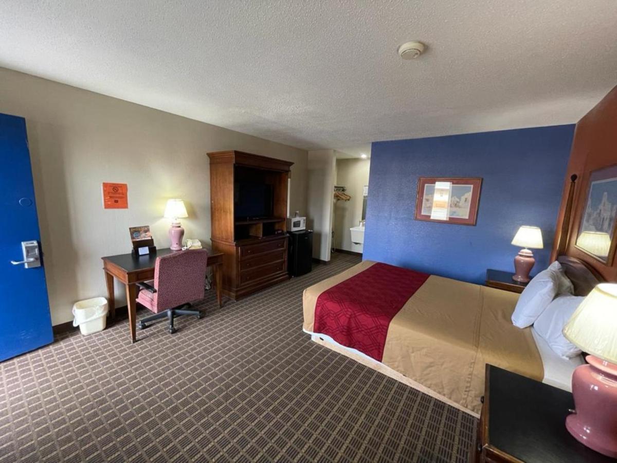 Knights Inn & Suites Emporia Dış mekan fotoğraf