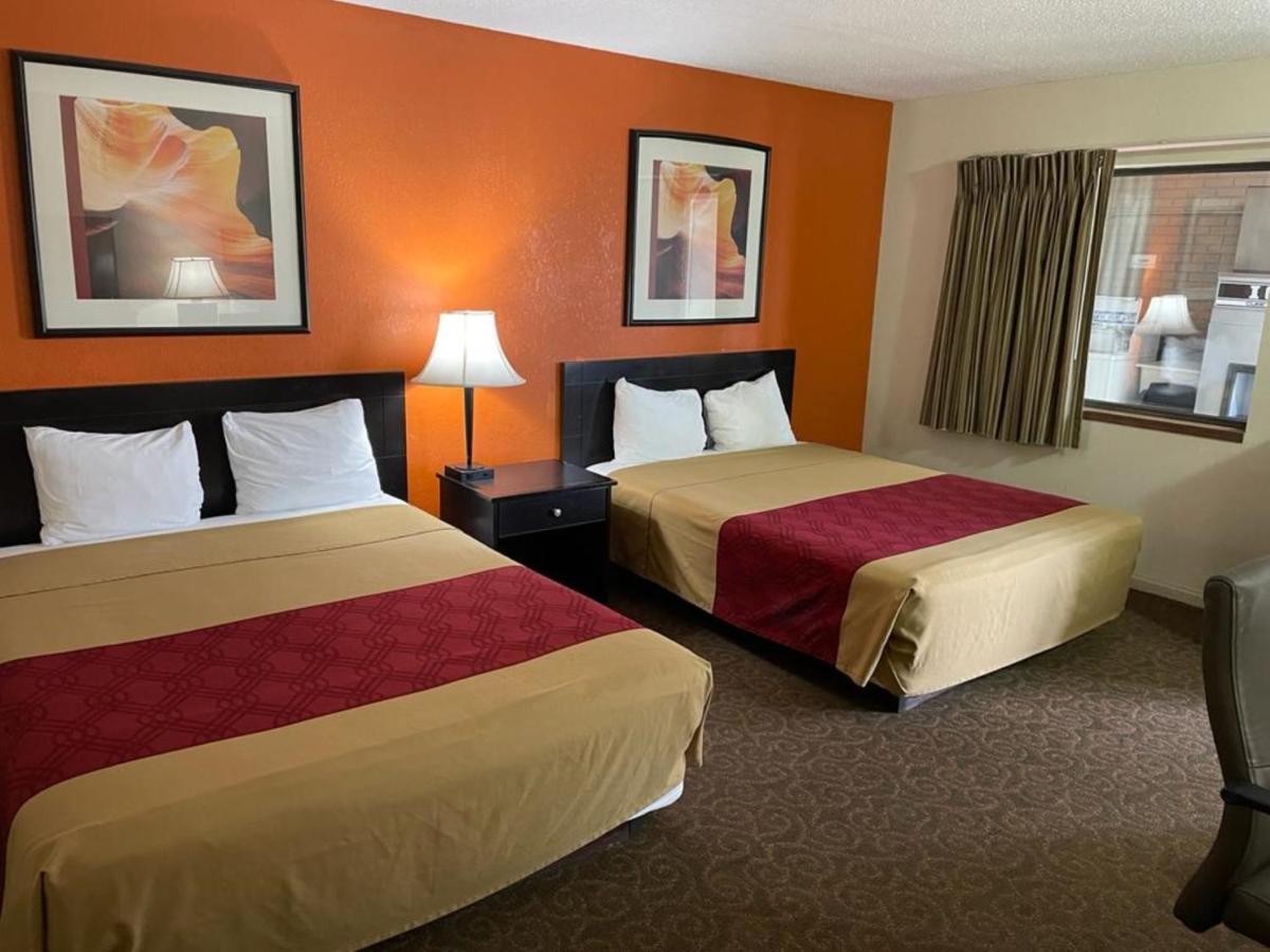 Knights Inn & Suites Emporia Dış mekan fotoğraf