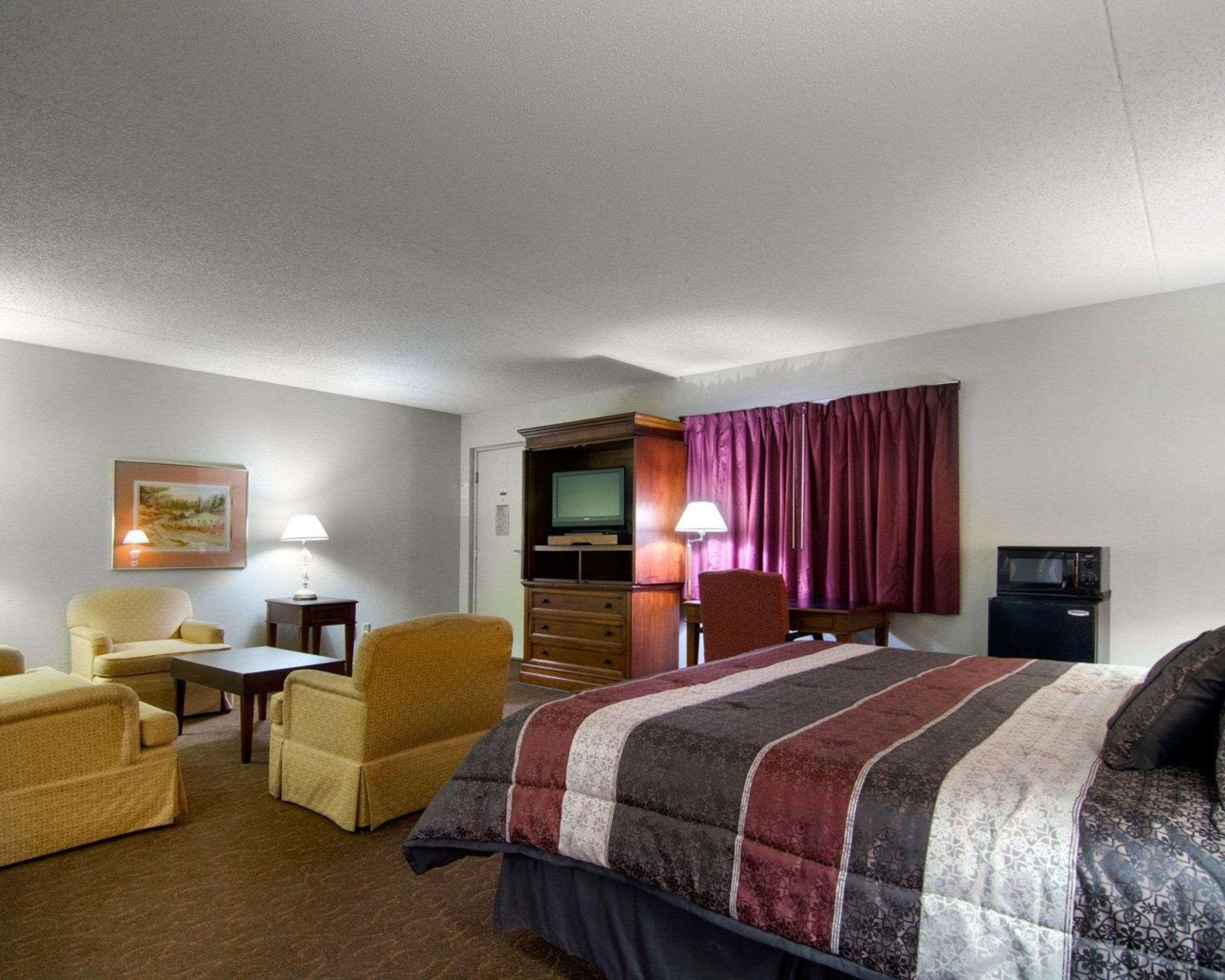 Knights Inn & Suites Emporia Dış mekan fotoğraf