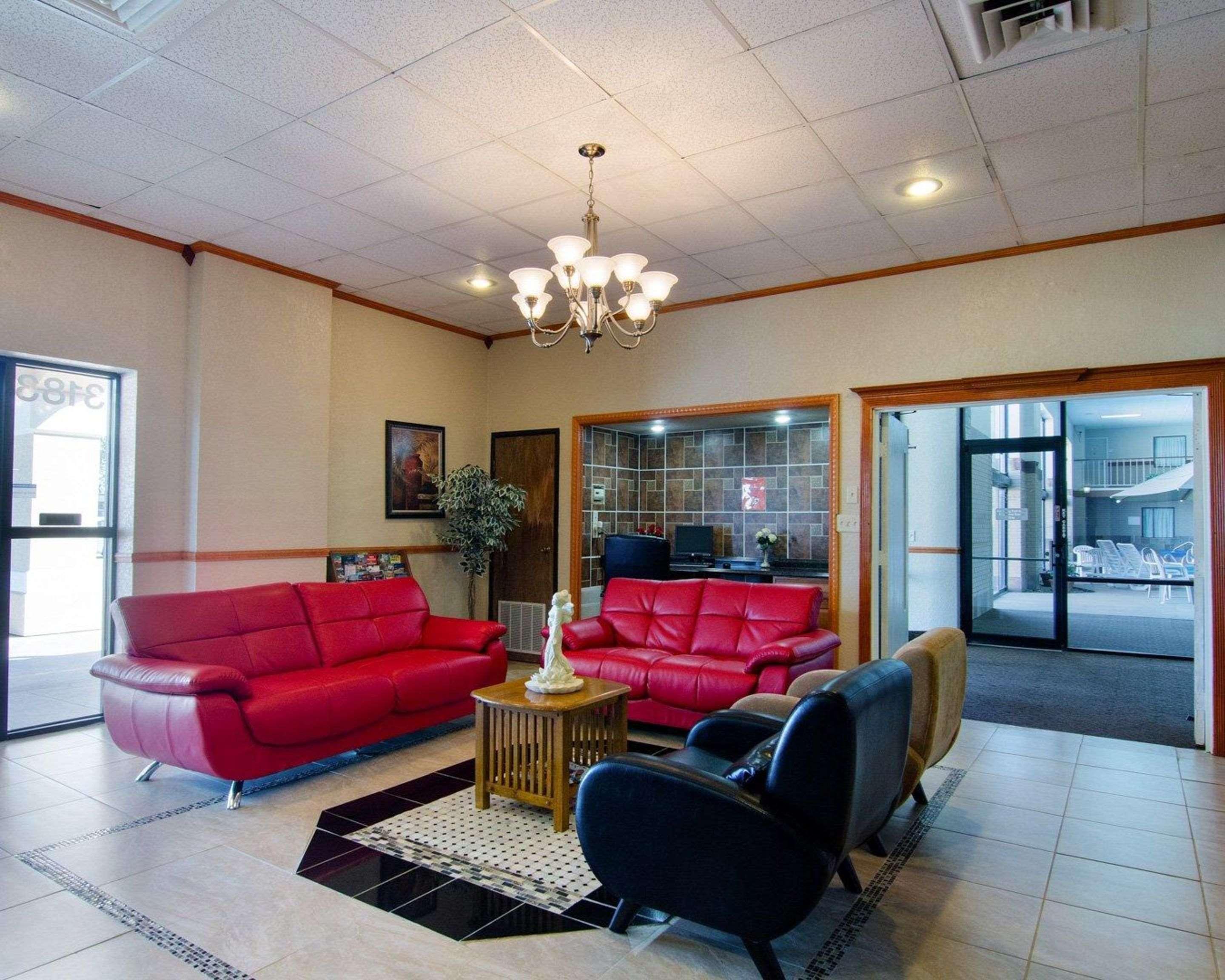 Knights Inn & Suites Emporia Dış mekan fotoğraf