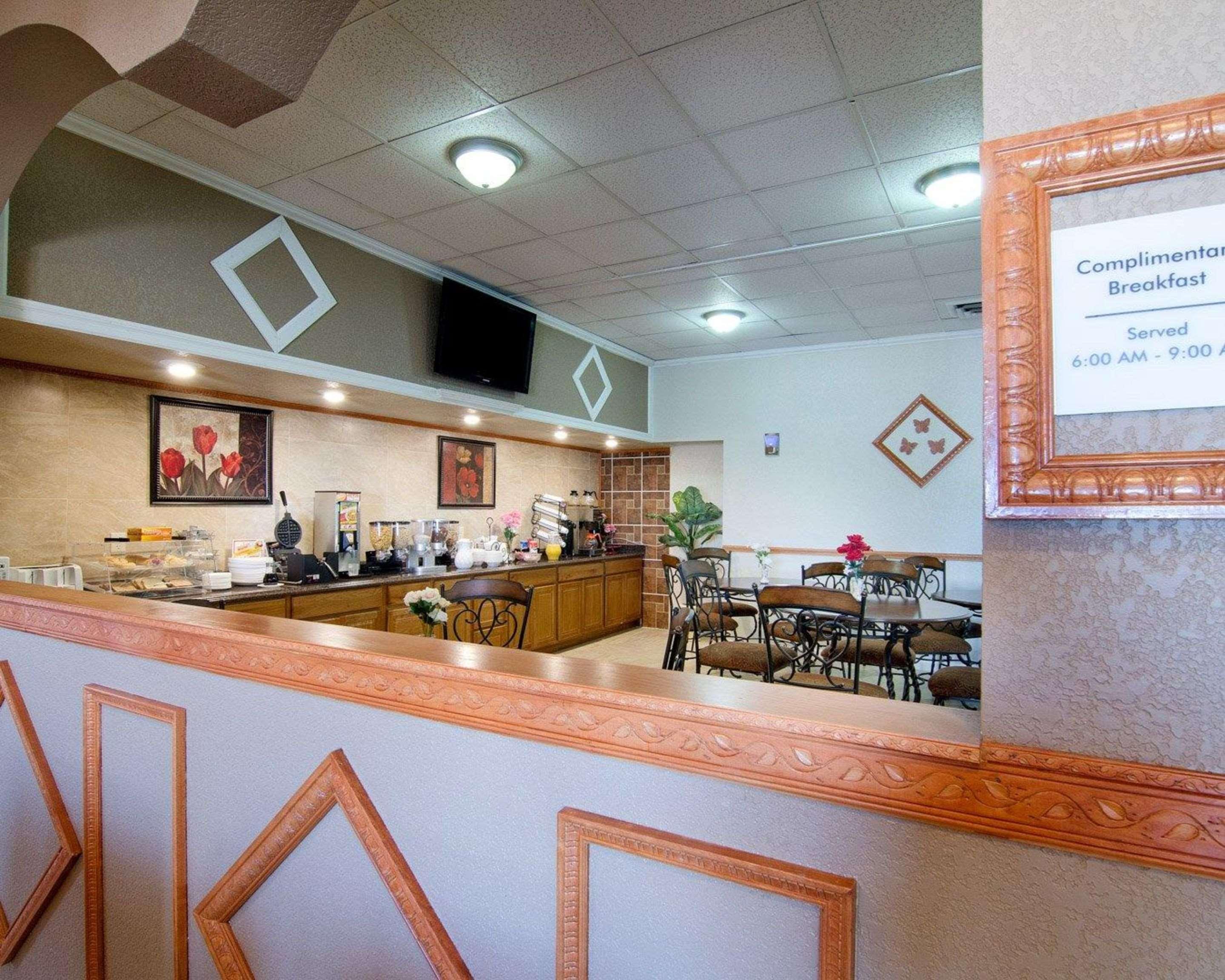 Knights Inn & Suites Emporia Dış mekan fotoğraf